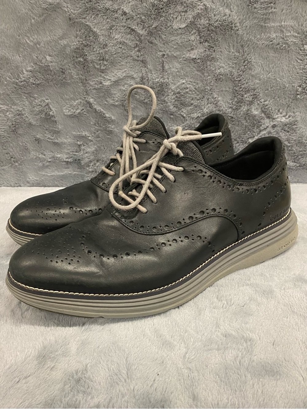 Cole Haan Mens Size 10 Black Wingtip Oxford Shoes Cushioned Sole Dress Work